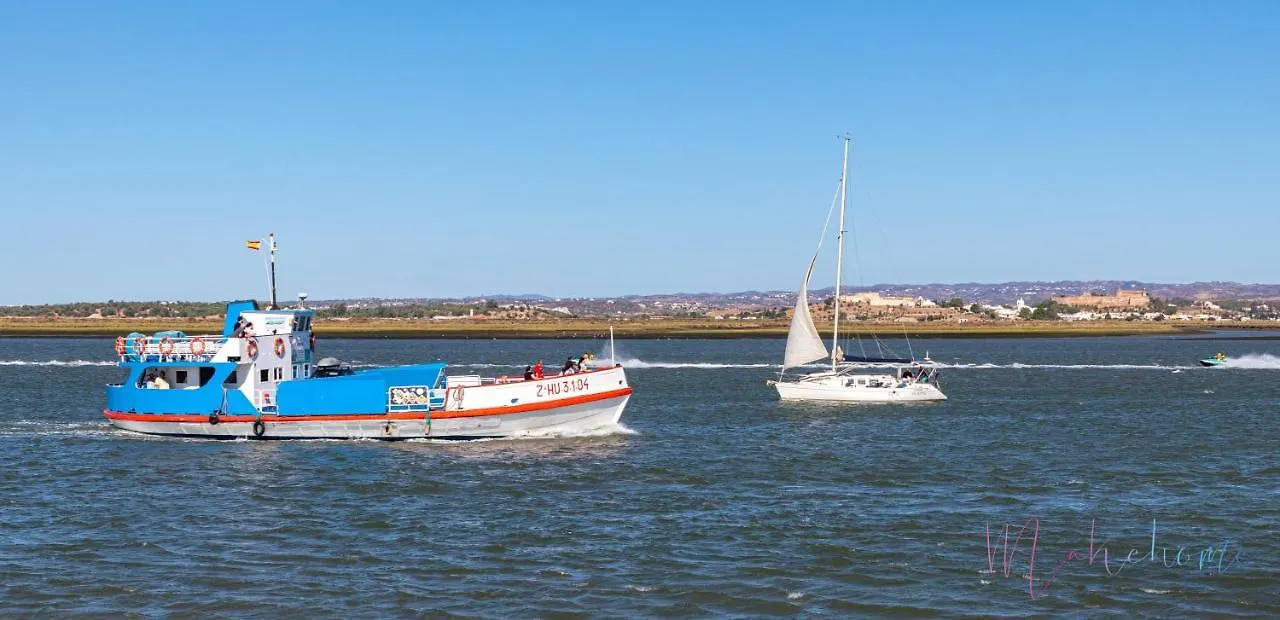 Vinos & Vinilos By H 0*, Ayamonte